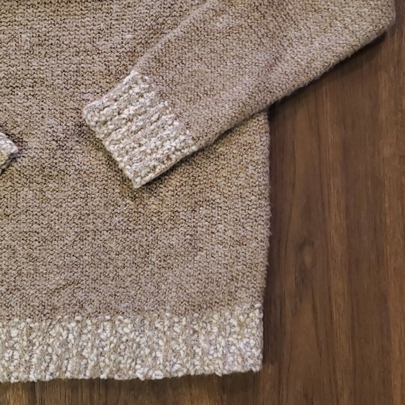 Sweater - Picture 3 of 4